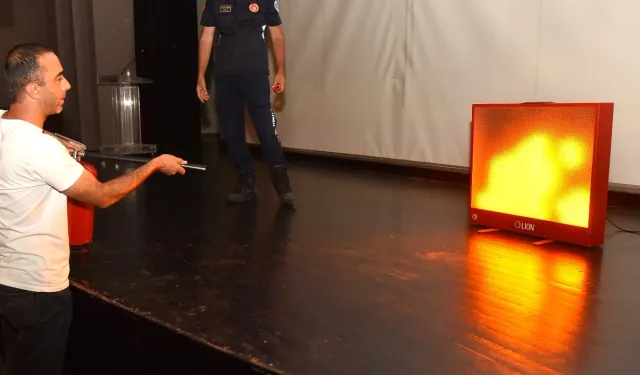 Bursa Yıldırım Belediyesi’nden çalışanlarına yangın eğitimi