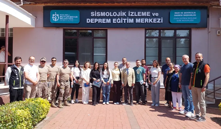 Kocaeli'de emniyet personeline deprem eğitimi